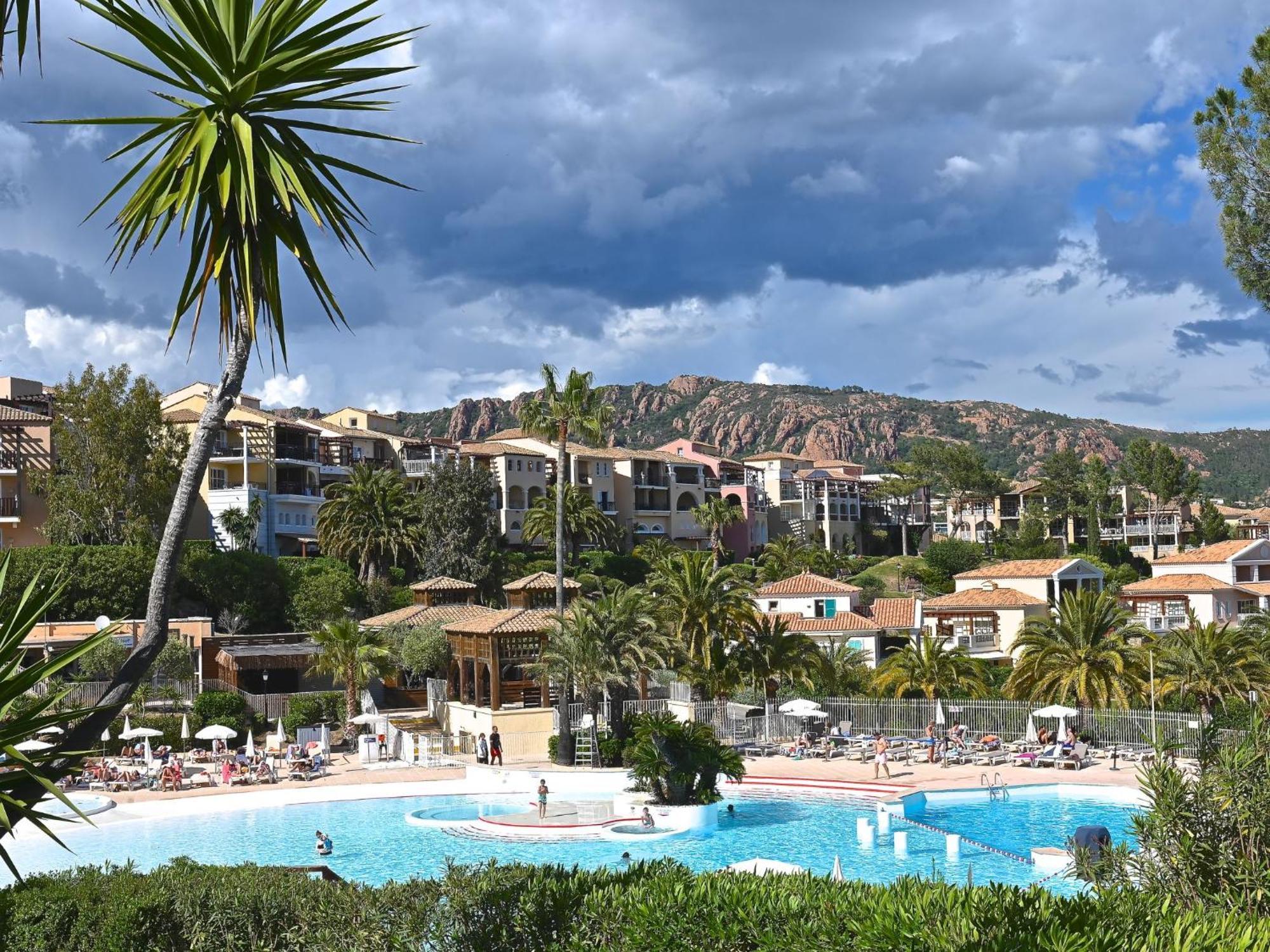 Apartment Village Cap Esterel - Le Village-81 By Interhome Saint-Raphael  Ngoại thất bức ảnh