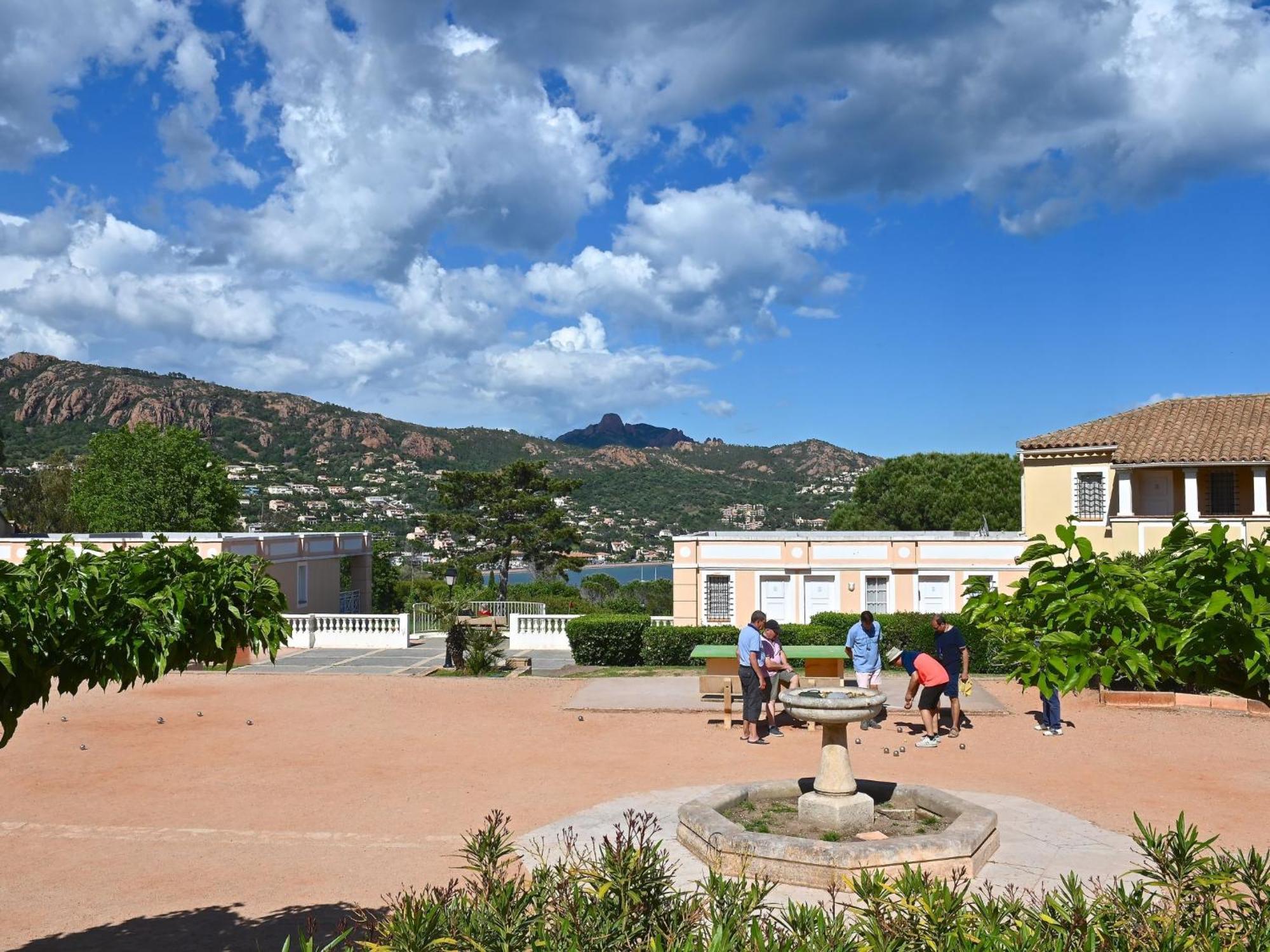 Apartment Village Cap Esterel - Le Village-81 By Interhome Saint-Raphael  Ngoại thất bức ảnh
